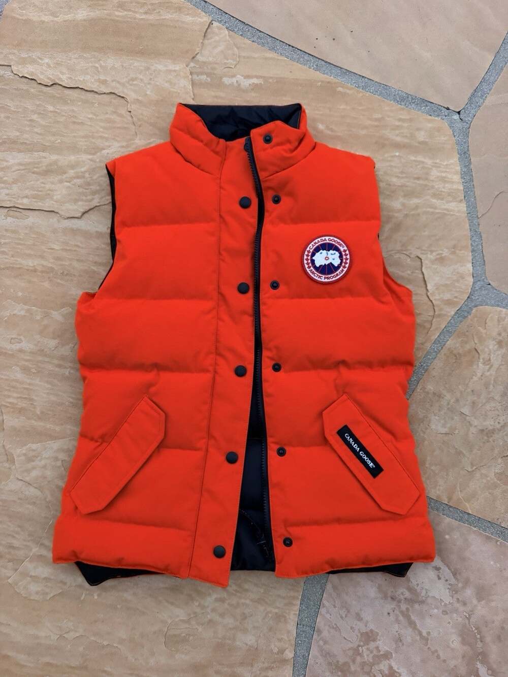 Canada Goose Women's Orange Freestyle Down Vest Size Extra Small XS ES